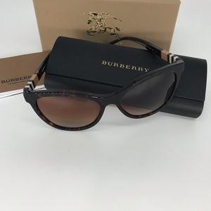 NEW Authentic Burberry 58mm Sunglasses